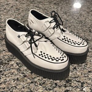 White and Black Tuk Platform Creepers MENS 6 Women's 8